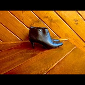 Antonio Melani Sz 7.5 bootie